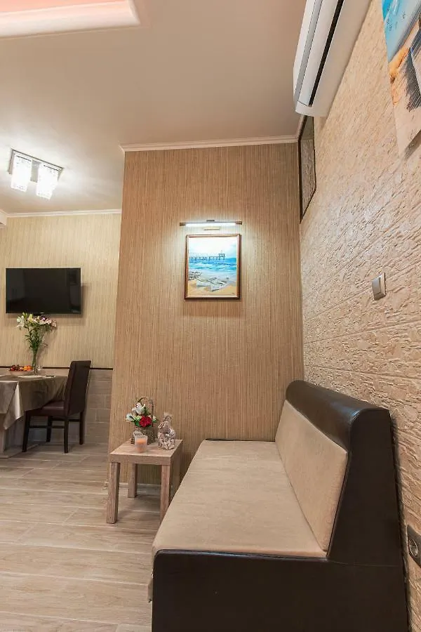 Apartment Deluxe Studios City Center Burgas Bulgaria